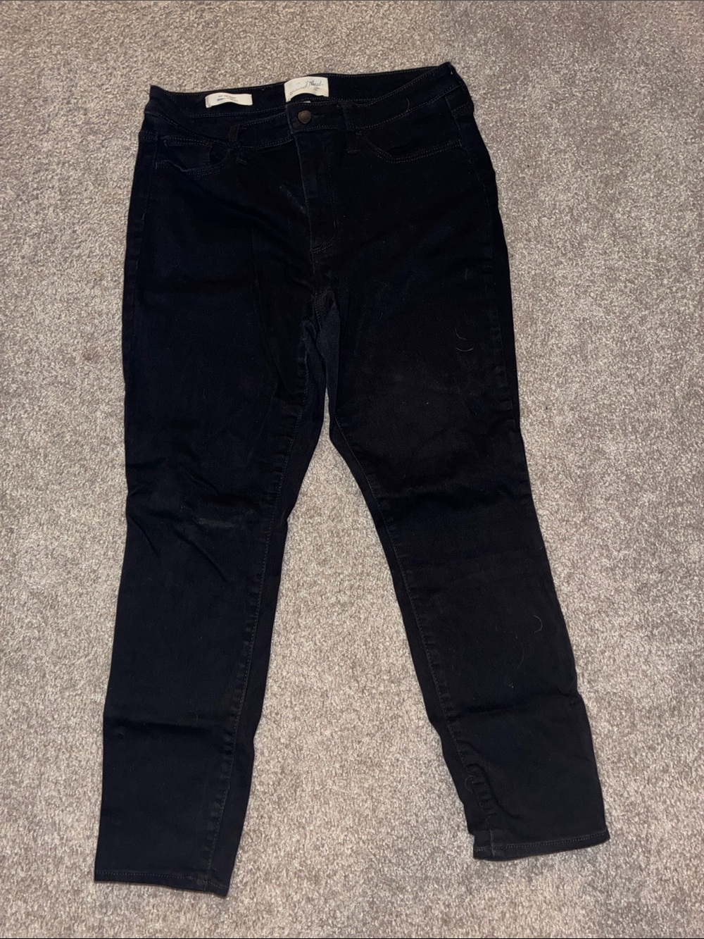 Universal Thread Black Skinny Jeans for Women